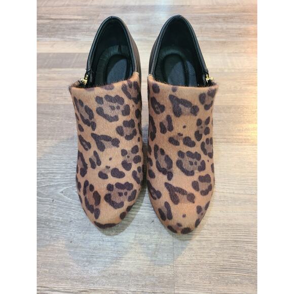 Dexflex comfort 6 womens leopard print faux hair ankle booties - Picture 2 of 7